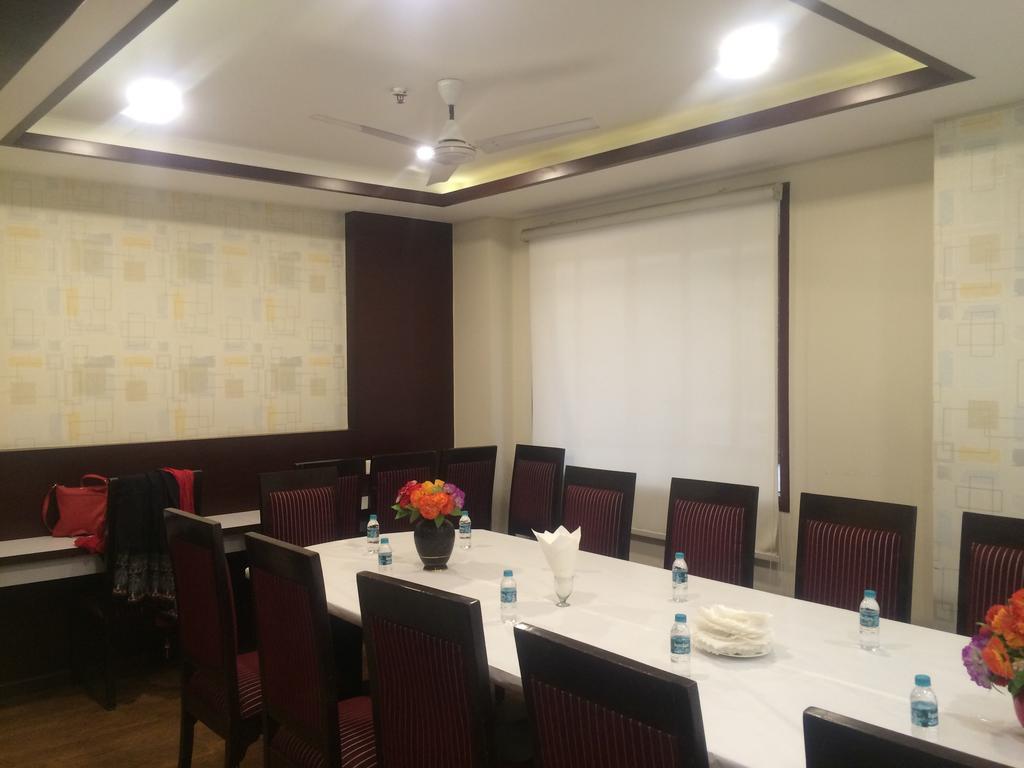 Fabhotel D75 At Residency Ghaziabad Luaran gambar