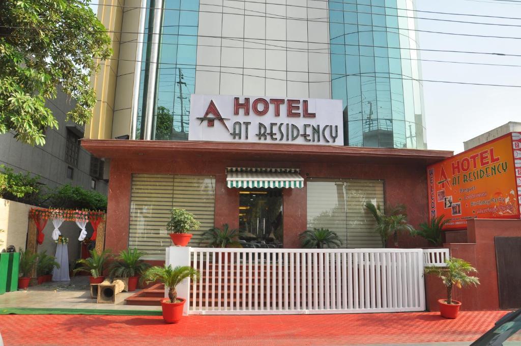 Fabhotel D75 At Residency Ghaziabad Luaran gambar